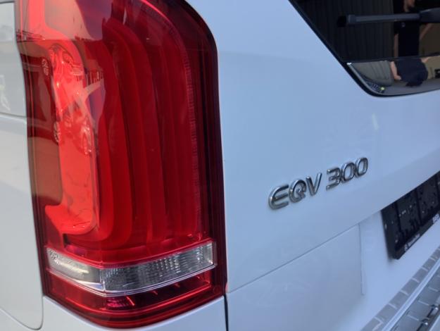 MERCEDES-BENZ EQV 300 AVANTGARDE Long  