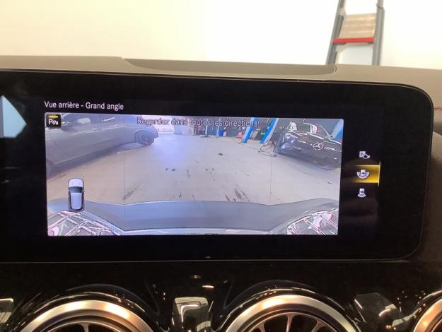 MERCEDES-BENZ EQA 250 AMG Pack Night  