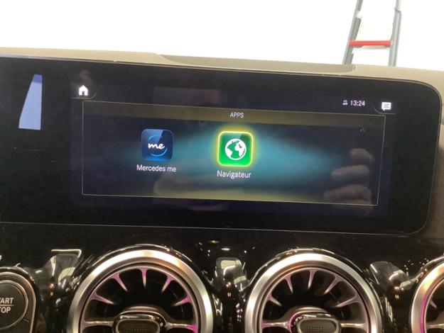 MERCEDES-BENZ EQA 250 AMG Pack Night  