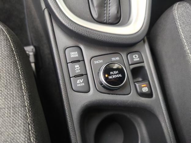 TOYOTA Yaris Cross 1.5 HYBRID 116H DESIGN AWD AUTO   