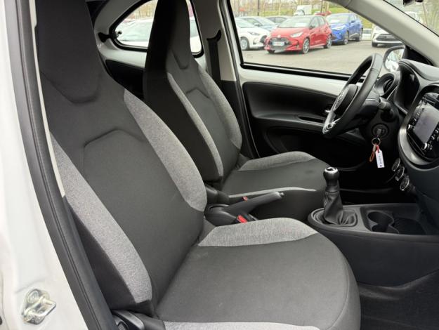 TOYOTA Aygo X 1.0 VVT-i 72 Dynamic  