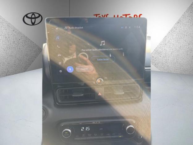 TOYOTA Yaris 116h Design  