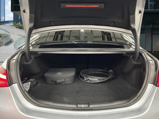 MERCEDES-BENZ C 300 e Berline AMG Line  