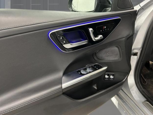 MERCEDES-BENZ C 300 e Berline AMG Line  