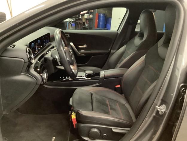 MERCEDES-BENZ A 200 AMG Pack Night  