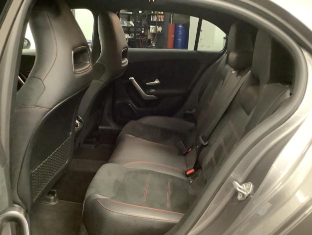 MERCEDES-BENZ A 200 AMG Pack Night  