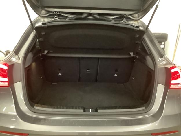 MERCEDES-BENZ A 200 AMG Pack Night  