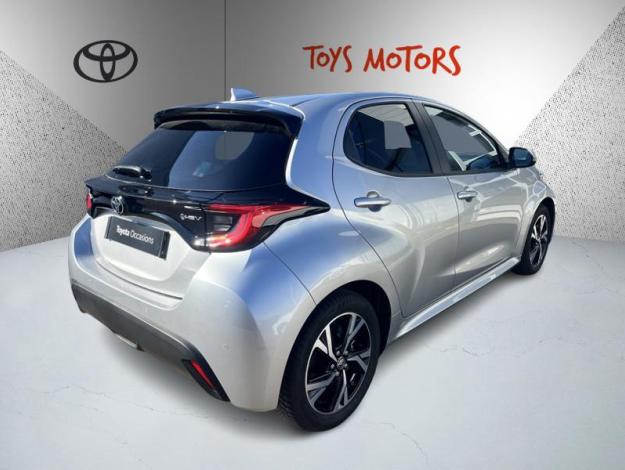 TOYOTA Yaris 116h Design  