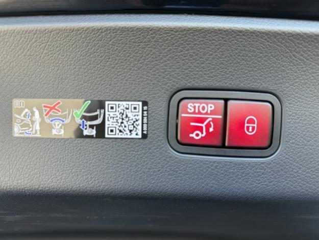 MERCEDES-BENZ GLC Coupé GLC 220 d 4MATIC Coupé AMG Line  GLC 220 d 4MATIC Coupé AMG Line