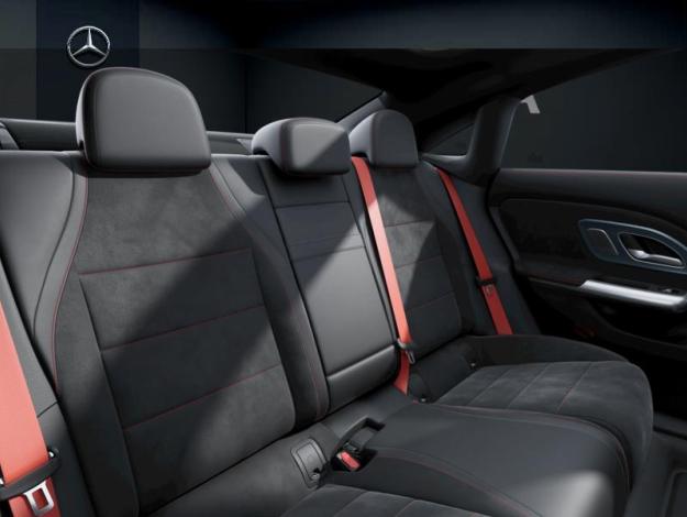 MERCEDES-BENZ CLA Coupé CLA 200 AMG Line  CLA 200 AMG Line