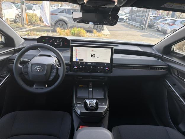 TOYOTA C-HR Design Grande Autonomie 77 kWh 224ch  C HR+ GRANDE AUTONOMIE DESIGN DEMO
