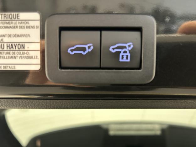 TOYOTA Yaris Cross 1.5 116H PREMIERE AWD    