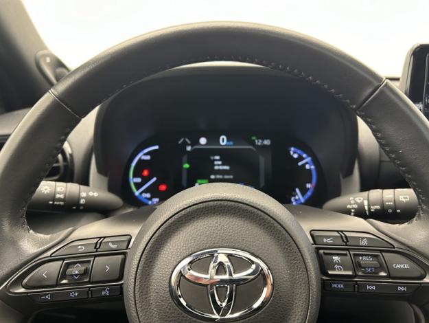 TOYOTA Yaris Cross 1.5 116H PREMIERE AWD    