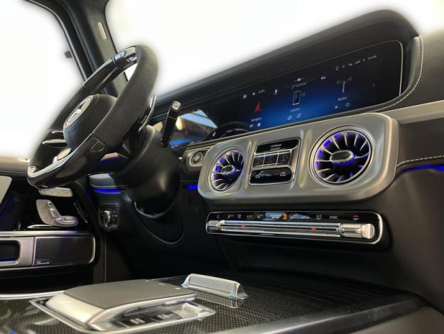 MERCEDES-BENZ Třídy G Mercedes-AMG G 63 (18/28)