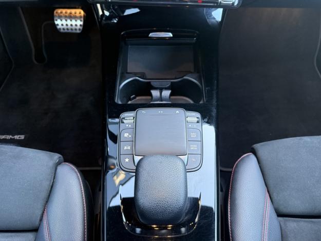 MERCEDES-BENZ Classe A 180 d AMG Line  