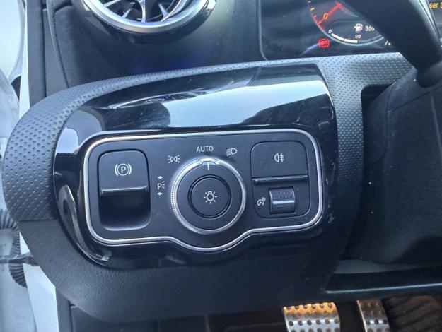 MERCEDES-BENZ Classe A 180 d AMG Line  