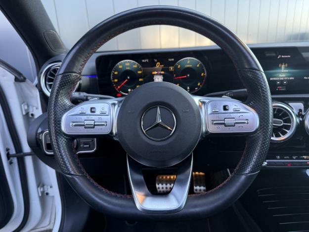 MERCEDES-BENZ Classe A 180 d AMG Line  