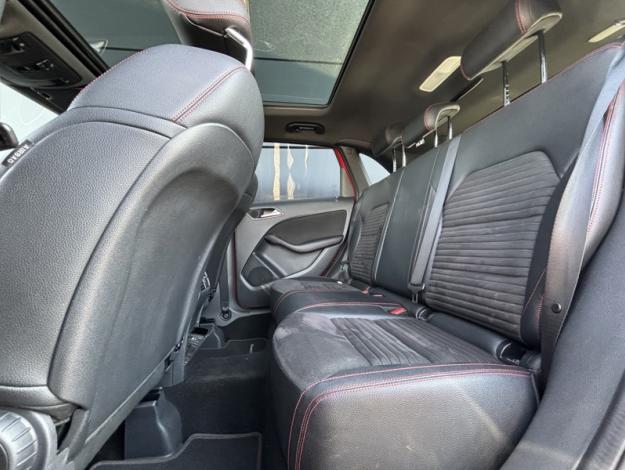 MERCEDES-BENZ Classe B B 180 d Fascination  