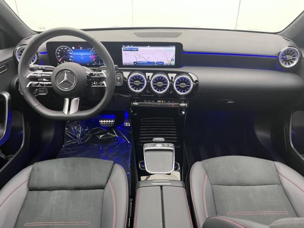 MERCEDES-BENZ Classe A 200 d AMG Line  