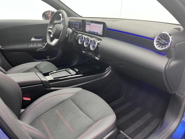 MERCEDES-BENZ Classe A 200 d AMG Line  