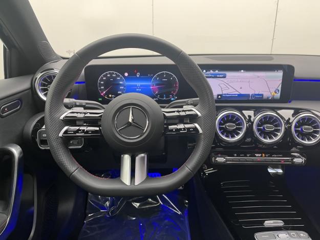 MERCEDES-BENZ Classe A 200 d AMG Line  