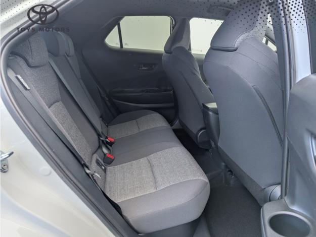 TOYOTA C-HR 2.0 PHEV 225 Graphic  