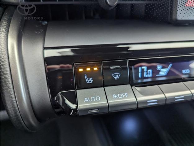 TOYOTA C-HR 2.0 PHEV 225 Graphic  