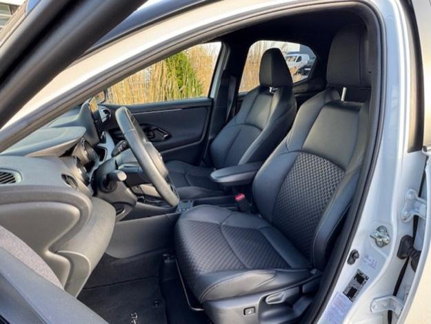 TOYOTA Yaris Hybride 116h Collection  YARIS HYBRIDE NG 116H COLLECTION MY22