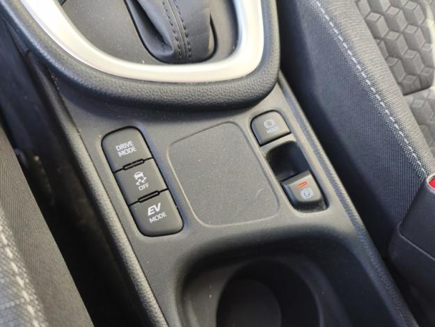 TOYOTA Yaris Hybride 116h Design  