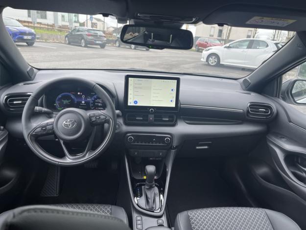 TOYOTA Yaris Hybrid Collection   