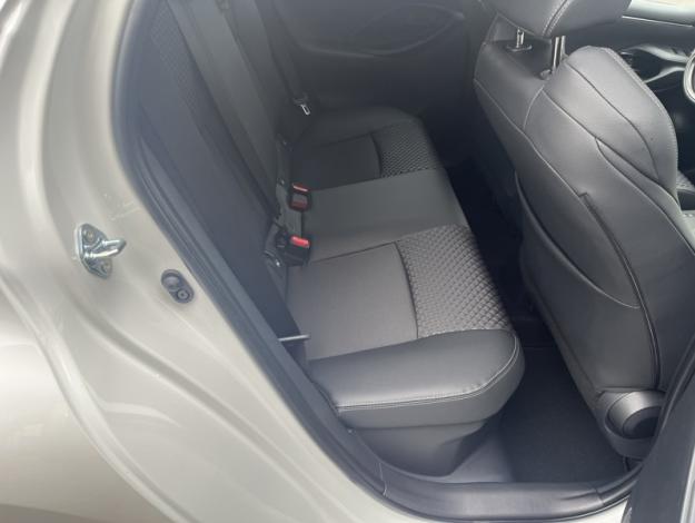 TOYOTA Yaris Hybrid Collection   