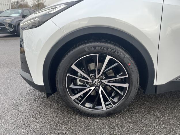 TOYOTA C-HR Plug-In Hybrid 2WD Collection   