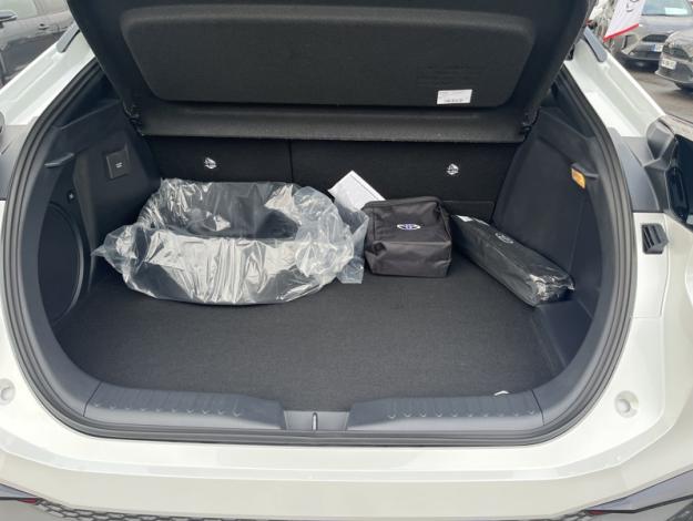 TOYOTA C-HR Plug-In Hybrid 2WD Collection   