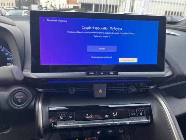 TOYOTA C-HR Plug-In Hybrid 2WD Collection   