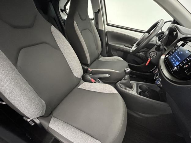 TOYOTA Aygo X 1.0 VVT-i 72 Dynamic   