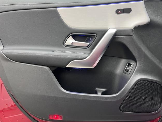 MERCEDES-BENZ Classe A 250 e AMG Line  