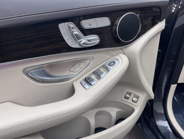 MERCEDES-BENZ GLC SUV GLC 300e 4MATIC SUV Avantgarde Line  