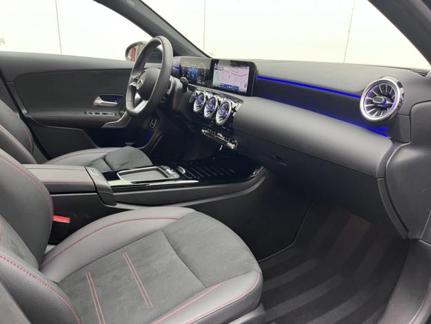 MERCEDES-BENZ Classe A 250 e Hybrid EQ AMG Line  