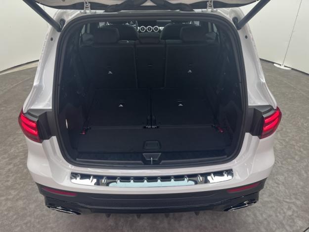 MERCEDES-BENZ GLB 200 d AMG Line  