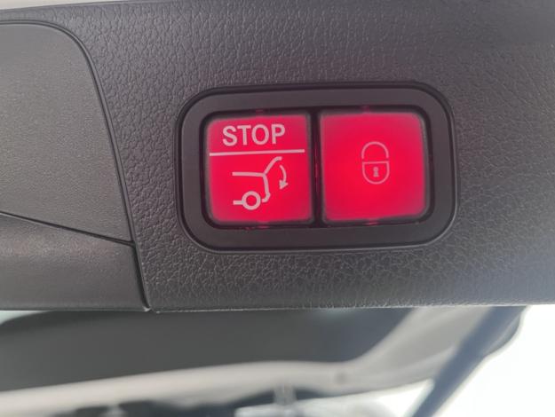 MERCEDES-BENZ GLB 200 d AMG Line  