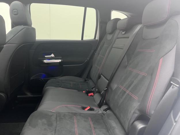 MERCEDES-BENZ GLB 200 d AMG Line  