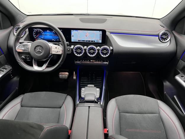 MERCEDES-BENZ EQA 250 AMG Line  