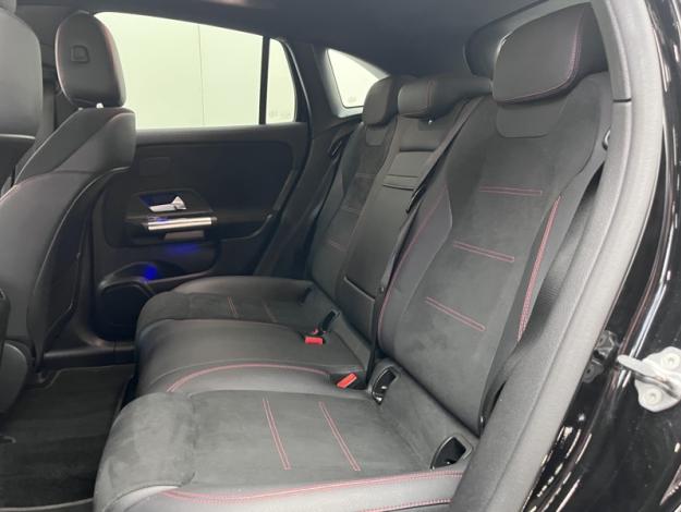 MERCEDES-BENZ EQA 250 AMG Line  