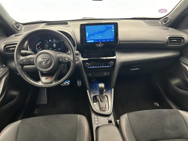 TOYOTA Yaris Cross 1.5 116H GR SPORT   