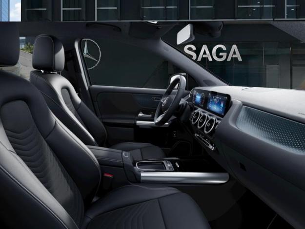 MERCEDES-BENZ GLA 180 Progressive Line  GLA 180 Progressive Line