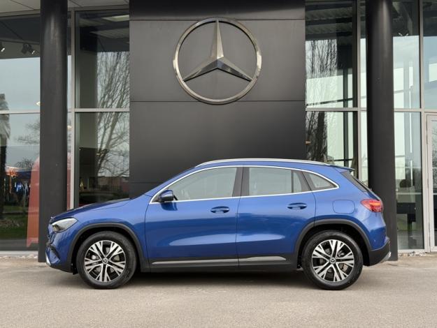 MERCEDES-BENZ GLA 200 d Progressive Line  