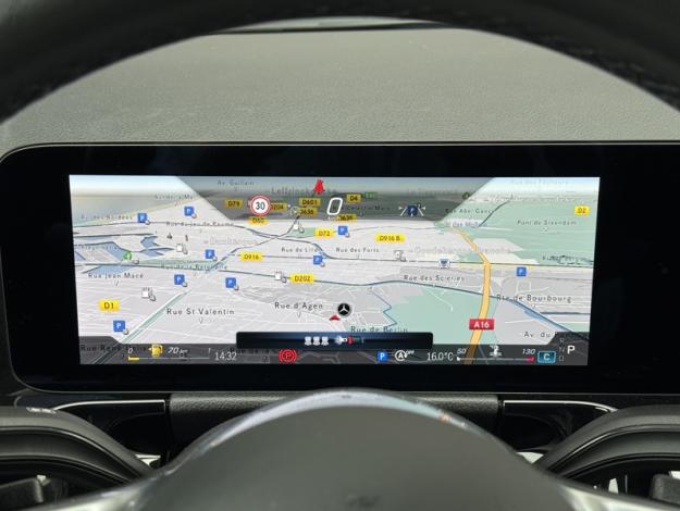 MERCEDES-BENZ GLA 200 d Progressive Line  