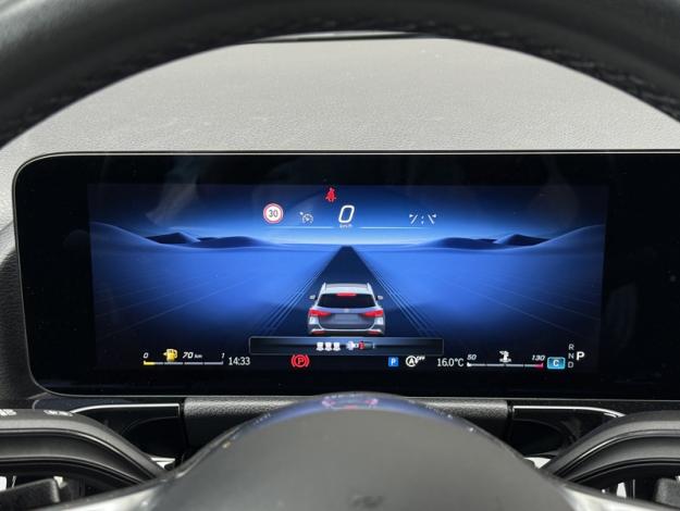 MERCEDES-BENZ GLA 200 d Progressive Line  