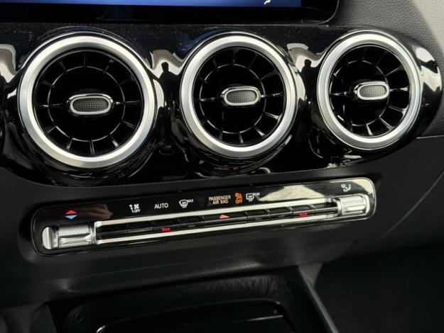 MERCEDES-BENZ GLA 200 d Progressive Line  