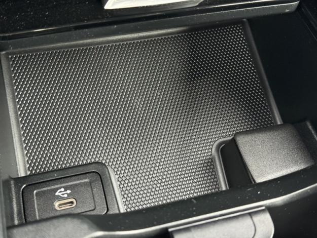 MERCEDES-BENZ GLA 200 d Progressive Line  